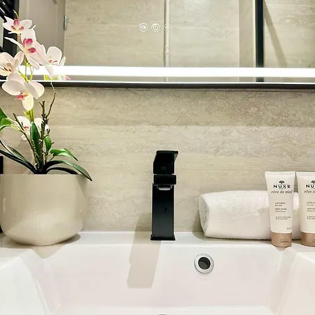 Premium By Gare Du Nord Paris